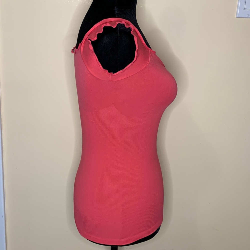 ~ 725 Originals Ruffled Tank ~ - Picture 2 of 5